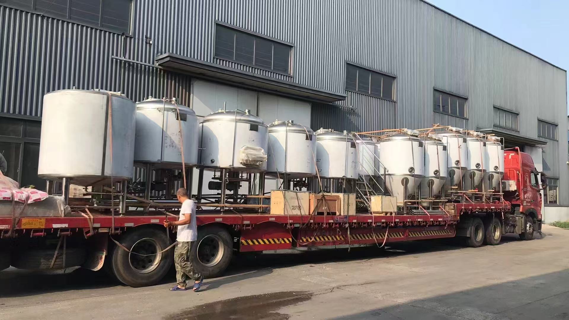 呼玛精酿啤酒设备厂—精酿啤酒设备